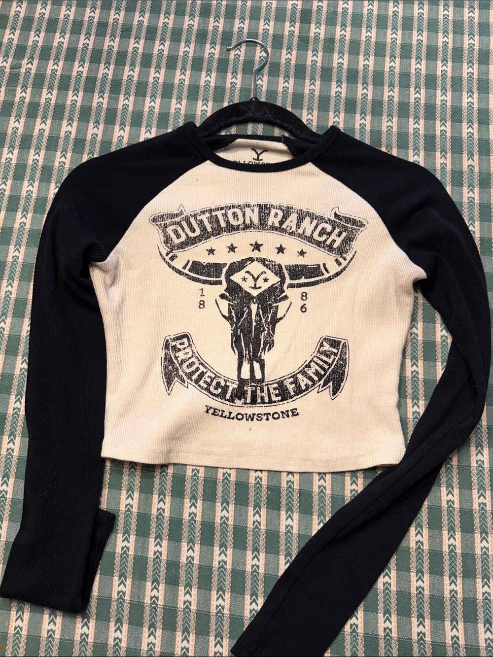 Dutton Ranch Long Sleeve Raglan Tee - Black & Cream